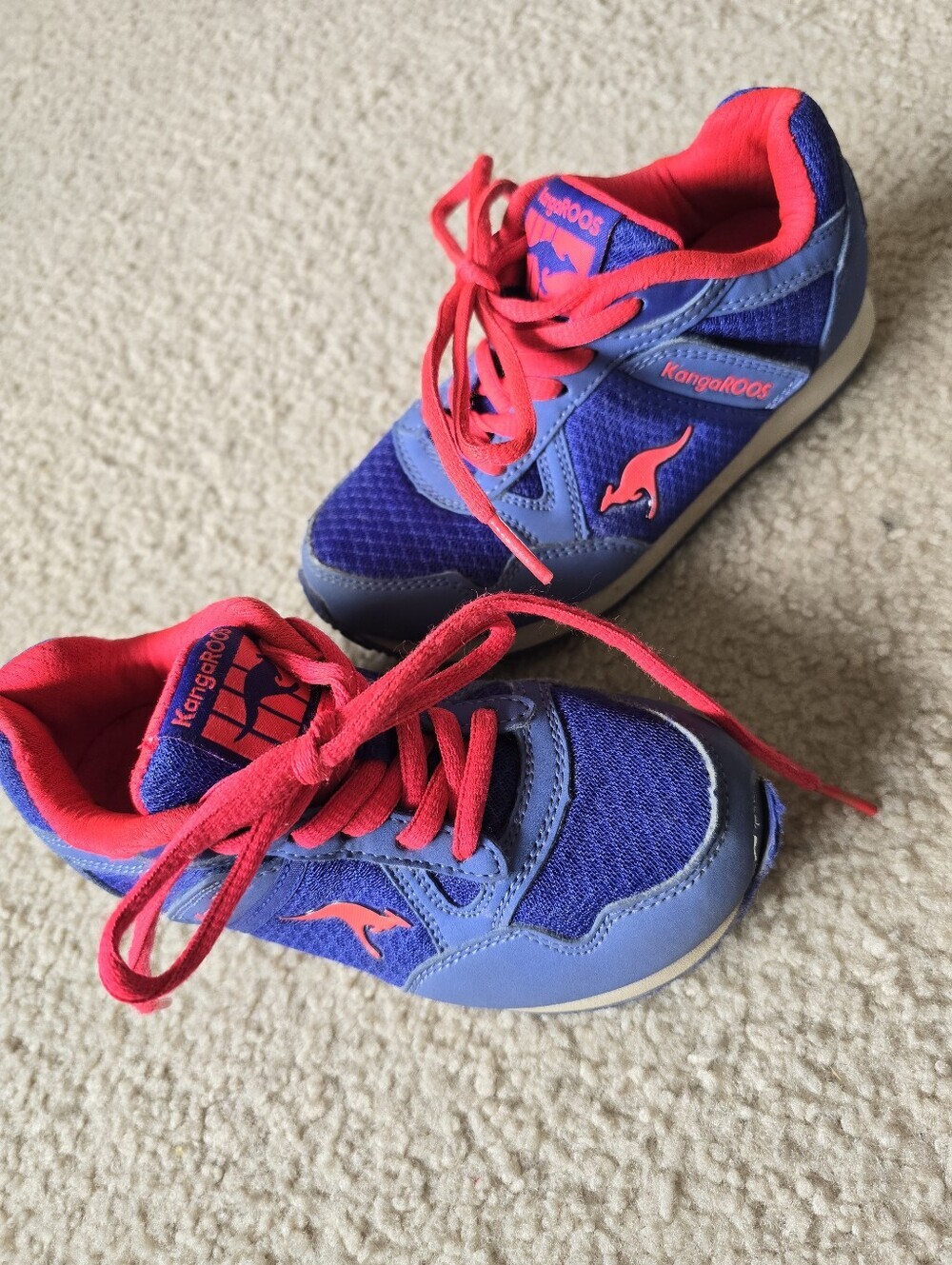 KangaROOS Kids Youth Sneakers Size 11.5 Blue Pink Velcro Pocket Shoes